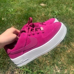 women’s air force 1 sage low in “true berry”